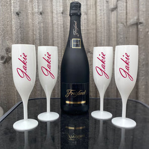 Personalized Bridesmaid Champagne Flutes Groom and Bride Champagne Flute Wedding Champagne Glasses Wedding Gifts